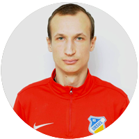 trener KS Ursus Bartłomiej Szarlinski